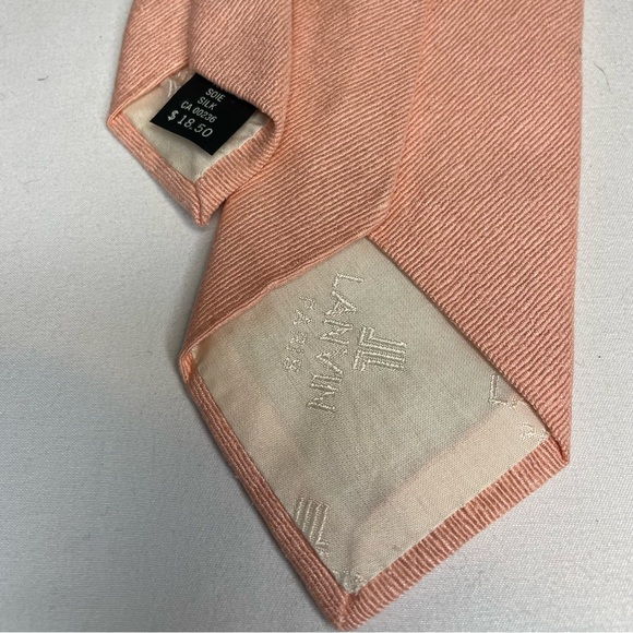 Lanvin Paris Solid Light Salmon Pink Hefty Coarse Woven 100% Silk Vintage Tie - Picture 3 of 3